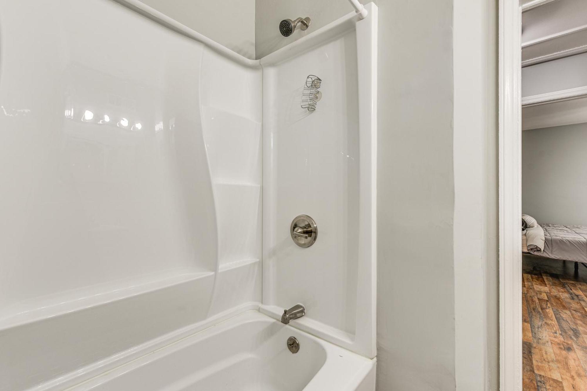 Updated Charlotte Home With Yard About 3 Mi To Uptown! Екстер'єр фото
